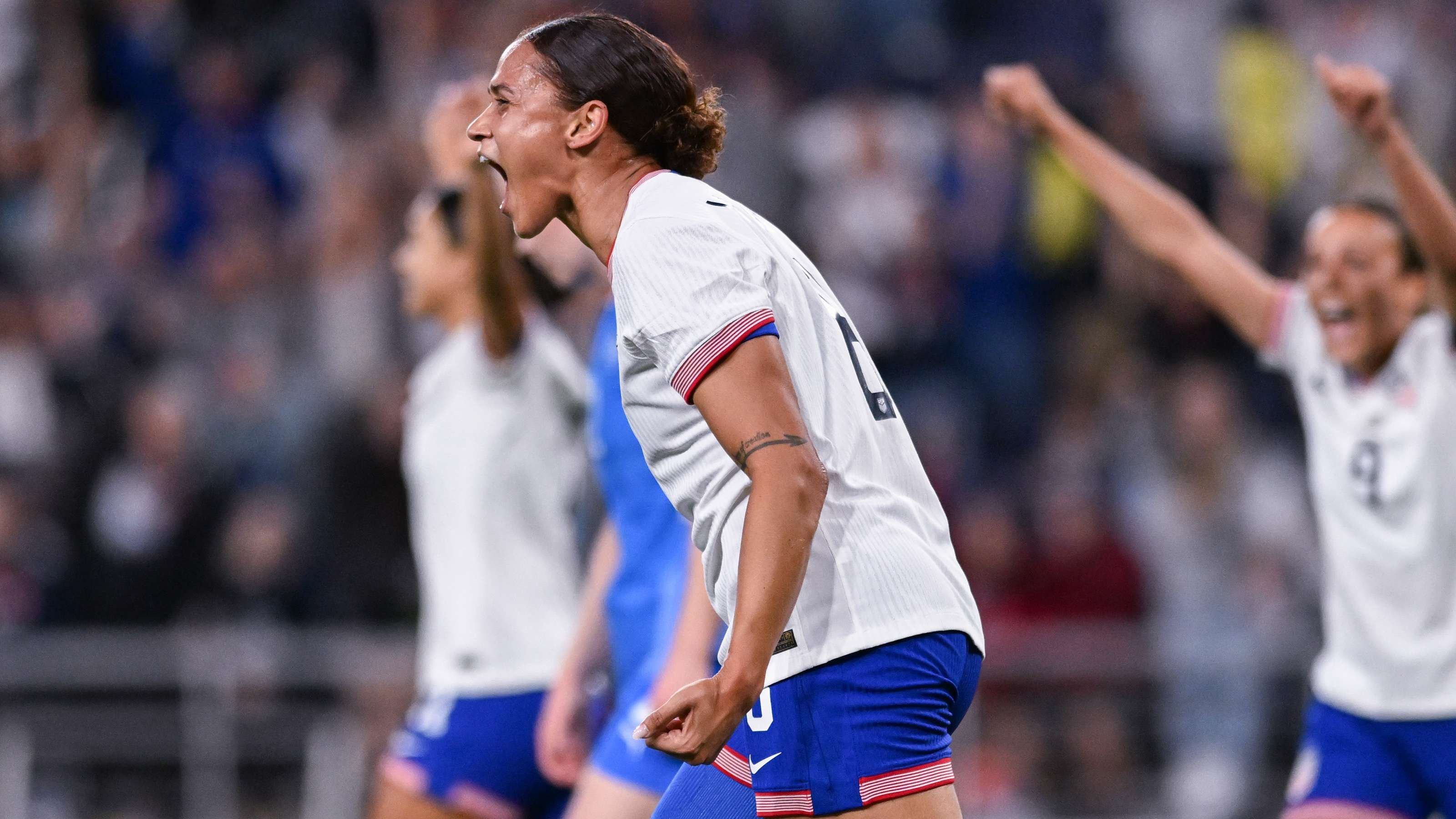 通过与当地 通过与当地