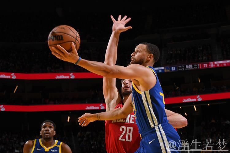 5月5日季后赛:火箭对阵勇士 5月5日季后赛:火箭对阵勇士
