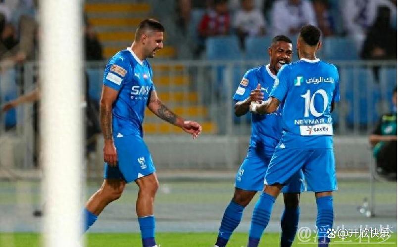 沙特媒体：世俱杯落败后与球迷激烈争执，新月或将与马尔科姆分手