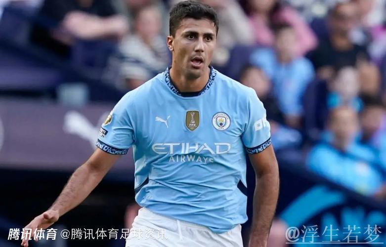 曼城通报:罗德里回归训练场,完成个人独立训练。 曼城通报:罗德里回归训练场,完成个人独立训练。